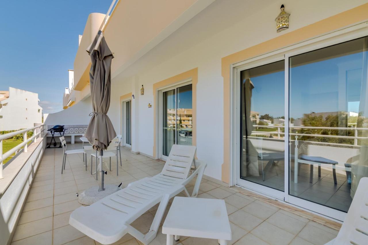 Falesia II - Nice Apartment - Виламура Екстериор снимка